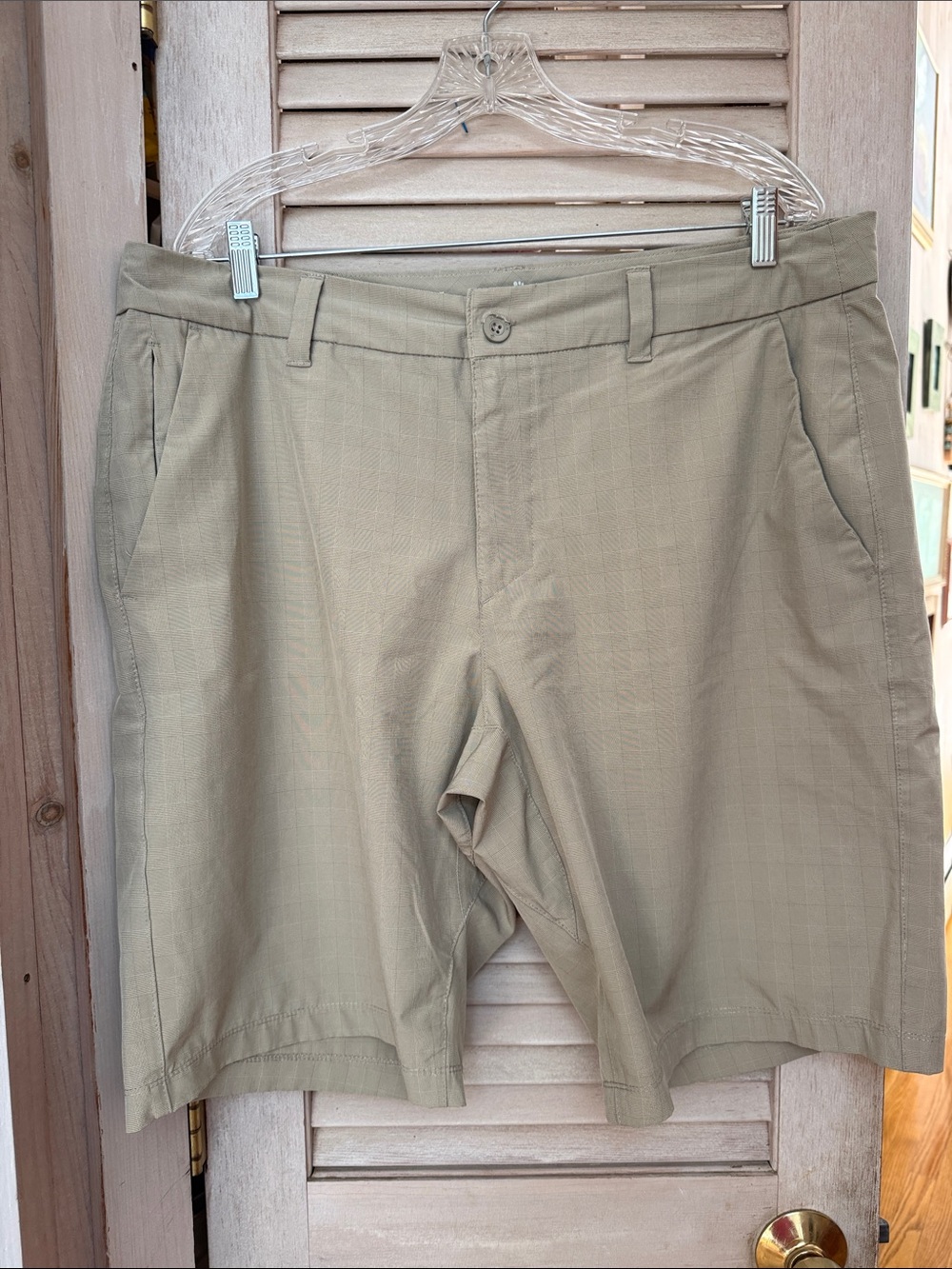Hang Ten Flat Front Golf Short Size 38